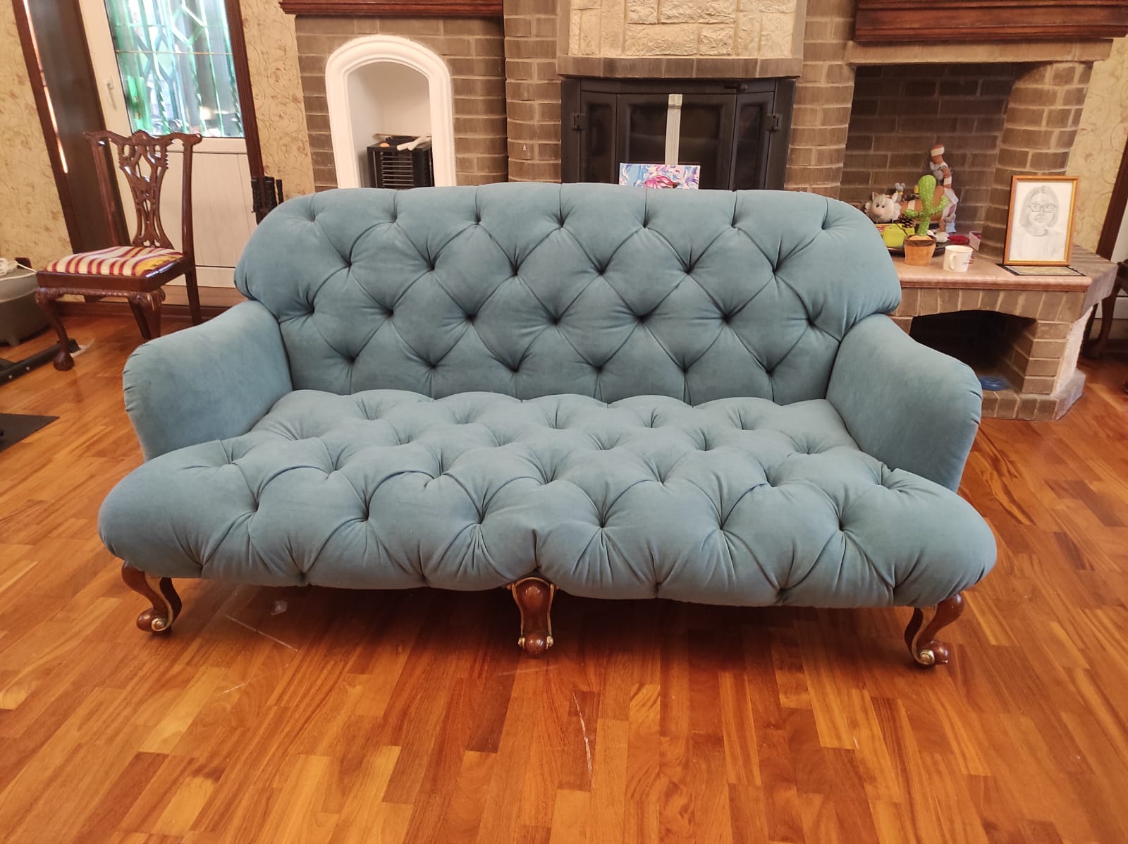 Обивка дивана. Угрешская